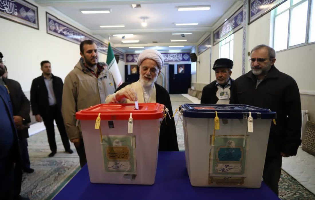 امام جمعه اراک: حضور در انتخابات بیانگر پایبندی به نظام اسلامی است